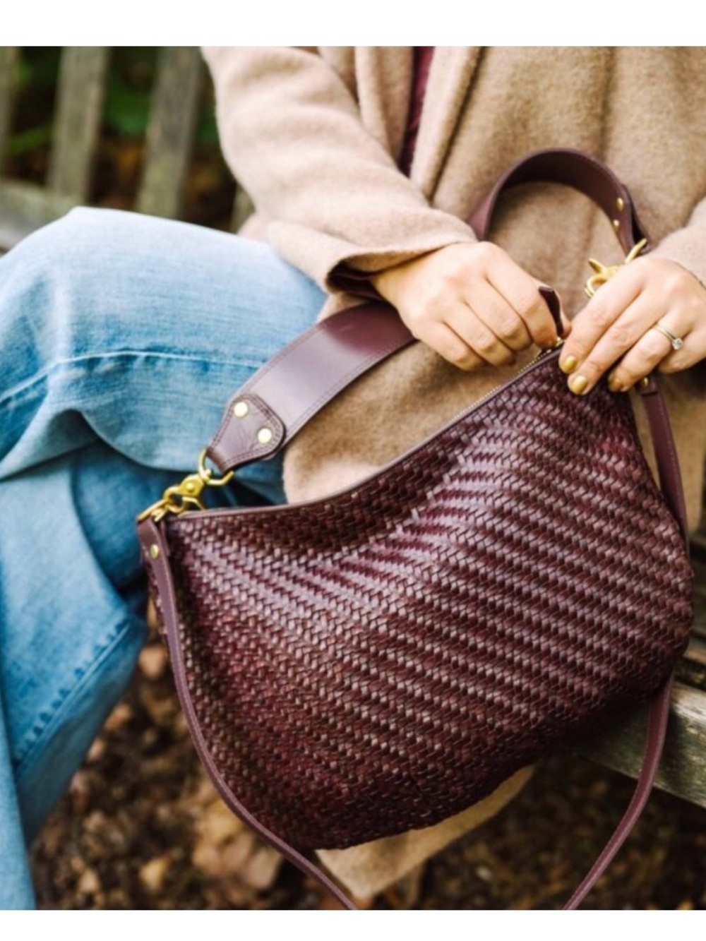 ISO Clare V Moyen Messenger Bag in Plum